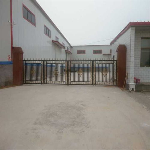 灵寿县安鸿矿产品加工厂与于都县矿业发展比较分析